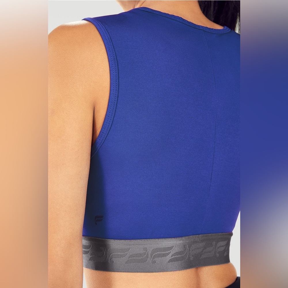 Fabletics Crop Top - Picture 2 of 7